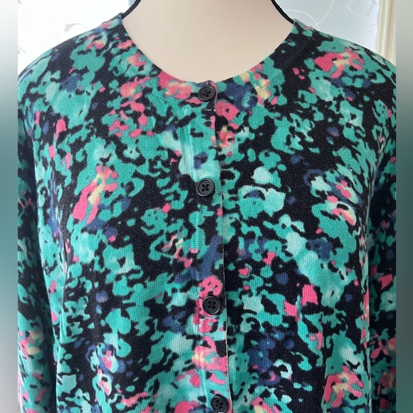 Merona XXL knit cardigan. Button down, long sleeves. Crew neck. Abstract print - Picture 2 of 6